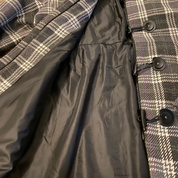 Nine West Plaid Coat - Picture 4 of 8